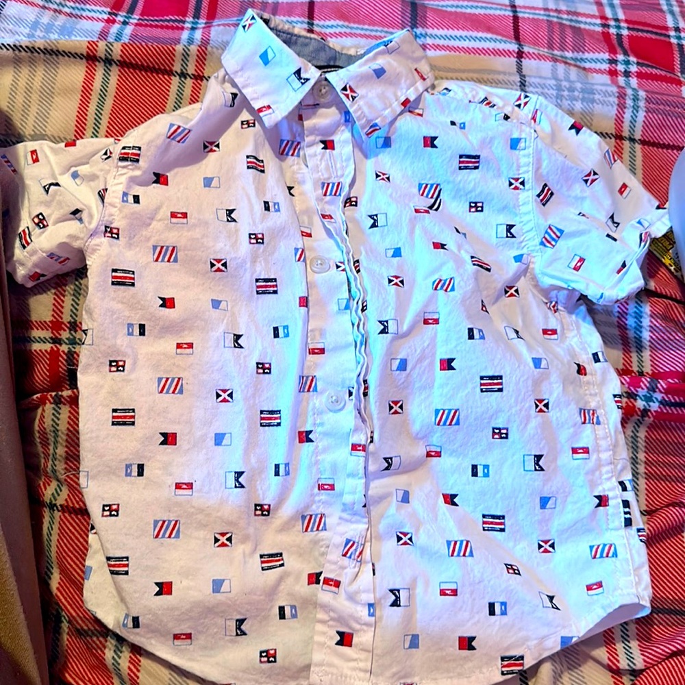 Nautica button up top with print